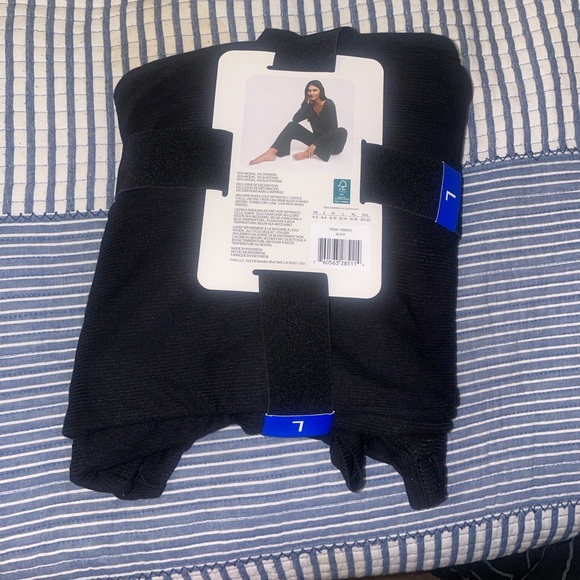 BN 2 pcs Banana Republic Women's Port Royale Rib Lounge Set, Size #M - Picture 4 of 7